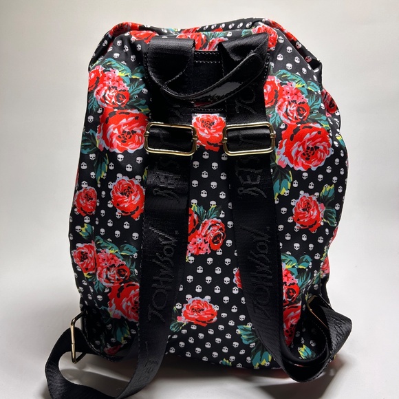 Betsey Johnson- backpack new